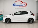 toyota-yaris-2023-hibrido-1490cc