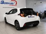 toyota-yaris-2023-hibrido-1490cc