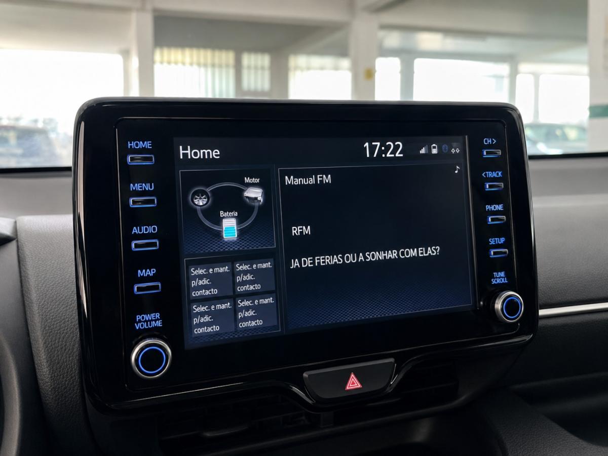 toyota-yaris-2023-hibrido-1490cc