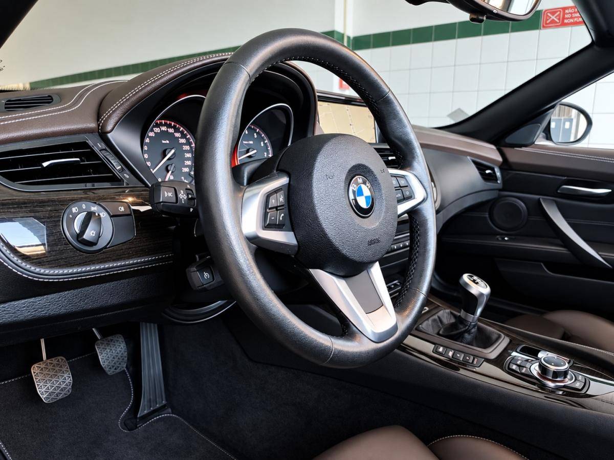 bmw-z4-2013-gasolina-1997cc