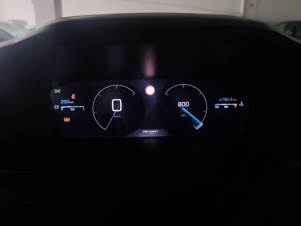 peugeot-2008-2024-gasolina-1199cc