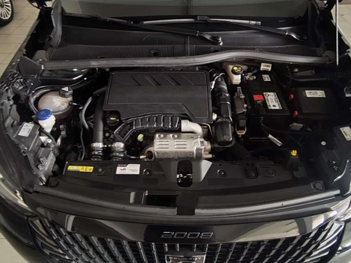 peugeot-2008-2024-gasolina-1199cc