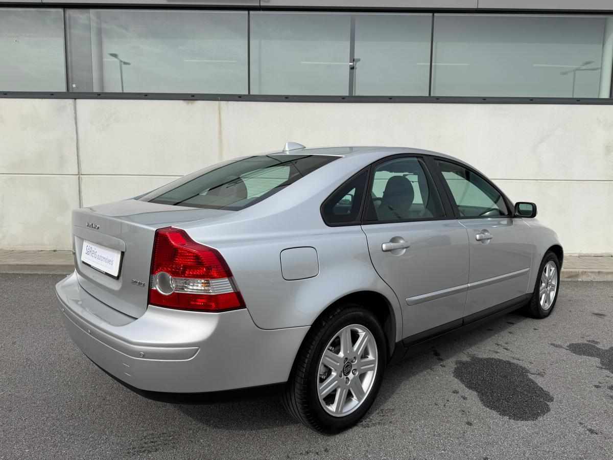 volvo-s40-2-0-d-2005-diesel-1997cc