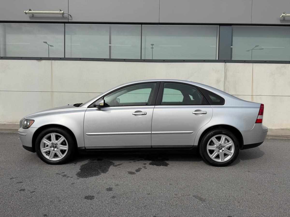 volvo-s40-2-0-d-2005-diesel-1997cc