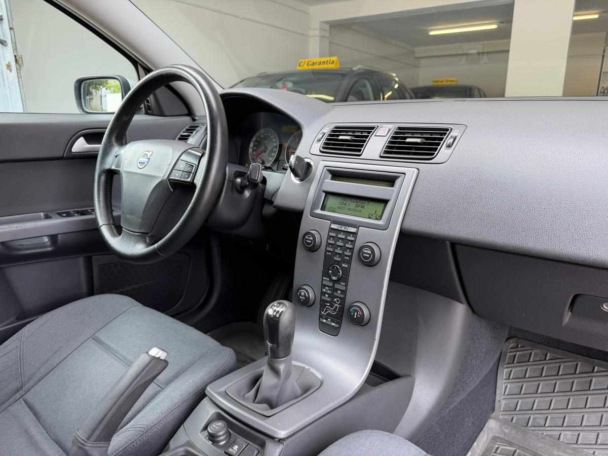 volvo-s40-2-0-d-2005-diesel-1997cc