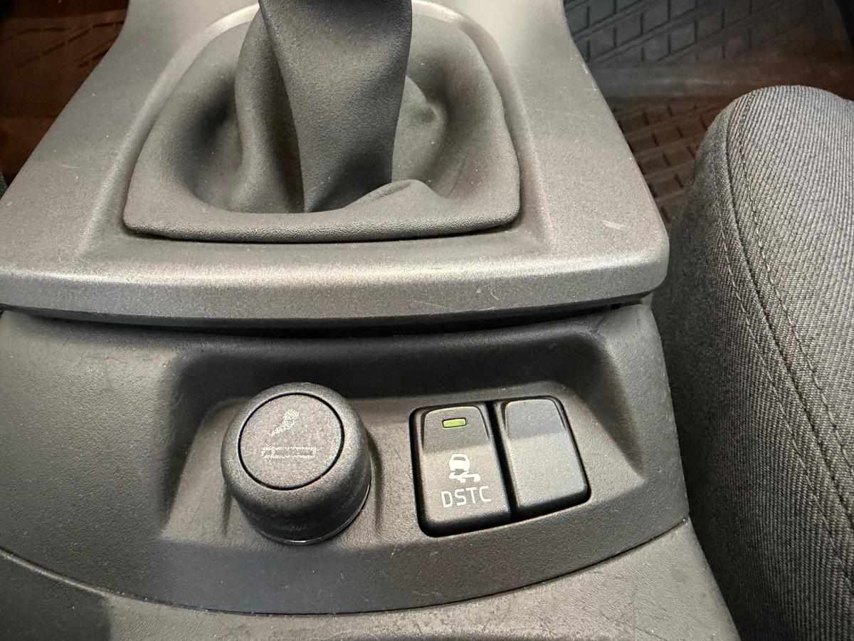 volvo-s40-2-0-d-2005-diesel-1997cc