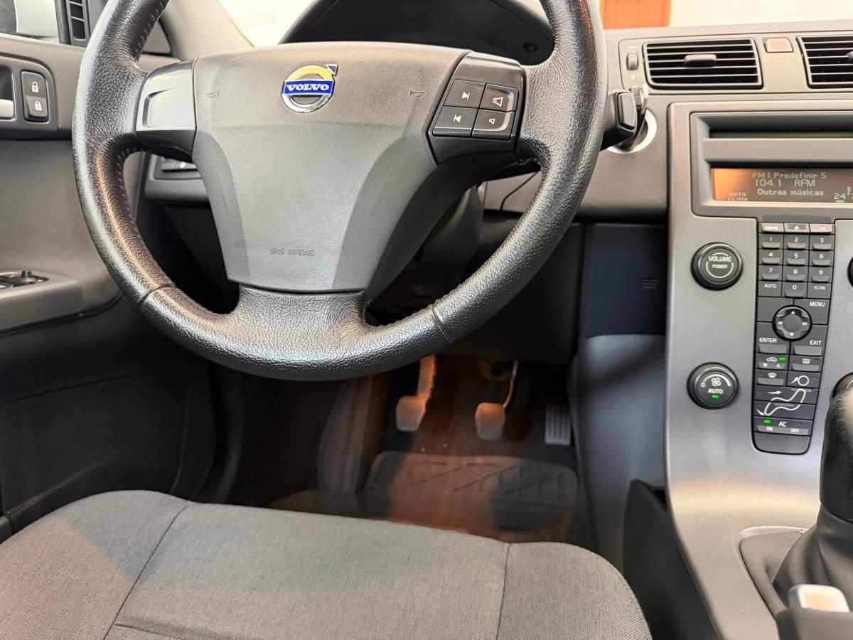 volvo-s40-2-0-d-2005-diesel-1997cc