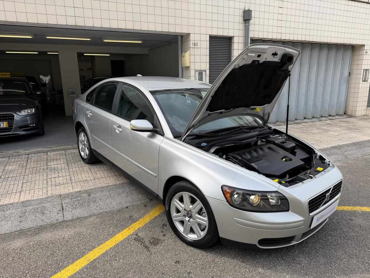 volvo-s40-2-0-d-2005-diesel-1997cc