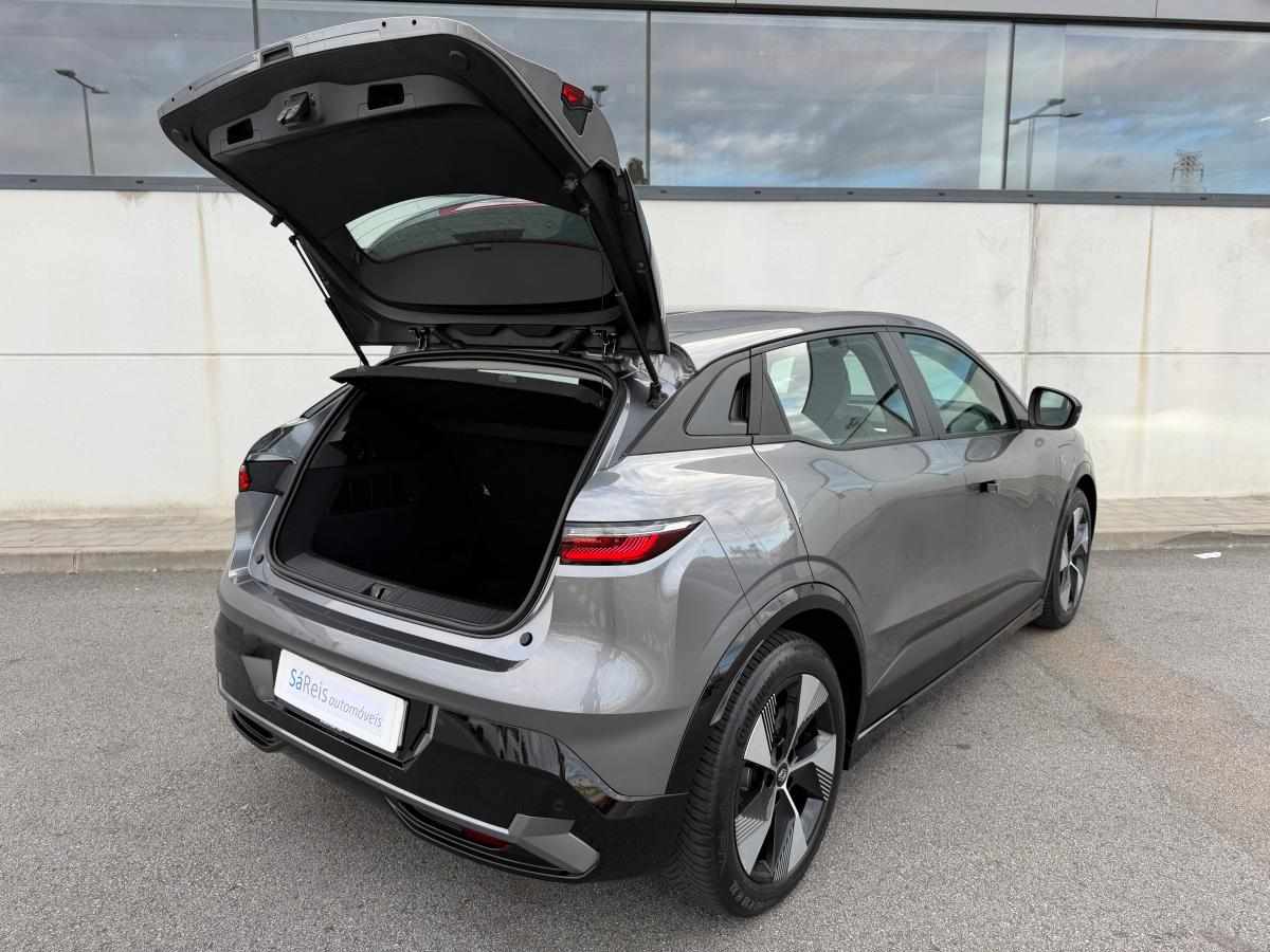 renault-megane-e-tech-ev60-2022-eletrico