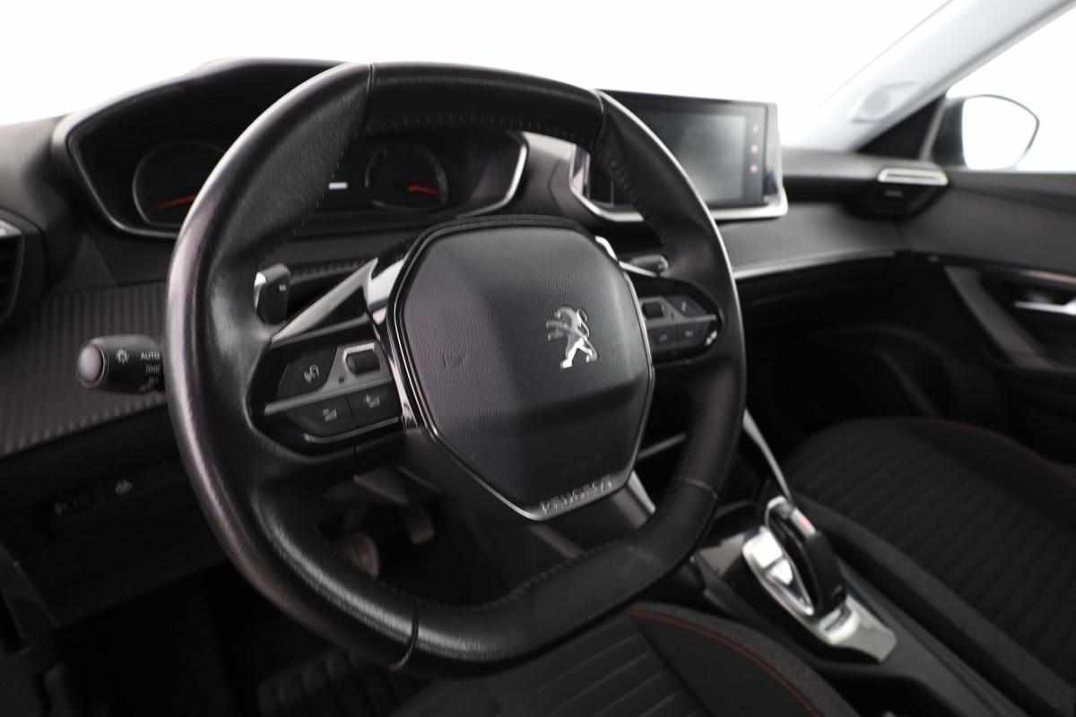 peugeot-2008-1-2-puretech-2021-gasolina-1199cc