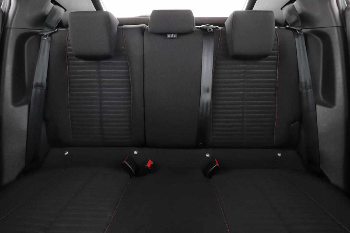 peugeot-2008-1-2-puretech-2021-gasolina-1199cc