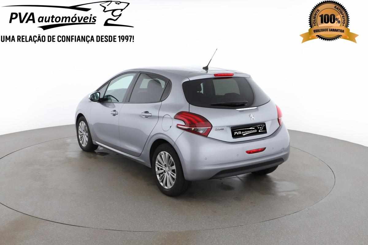 peugeot-208-1-5-bluehdi-2018-diesel-1500cc
