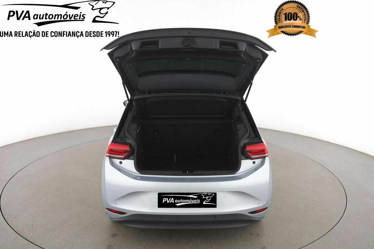 volkswagen-id-3-pro-performance-58-kwh-2023-eletrico
