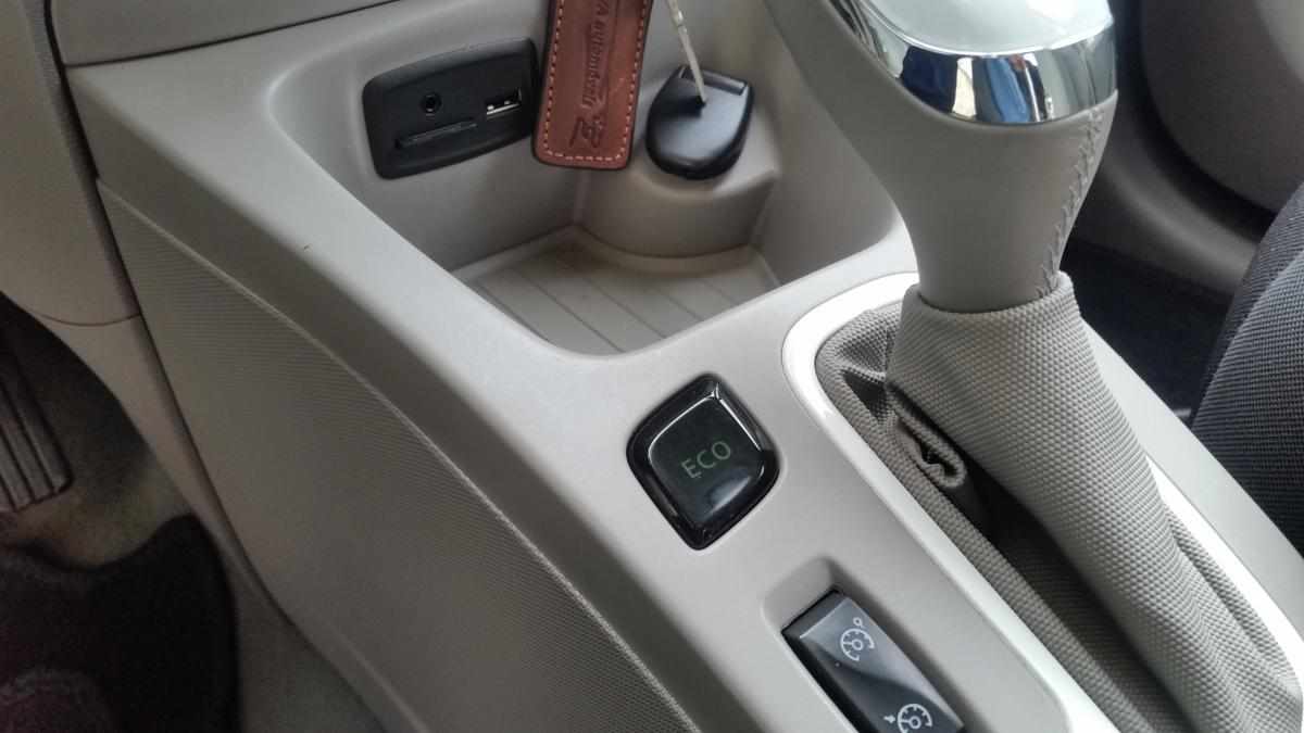 renault-zoe-22-kwh-2016-eletrico