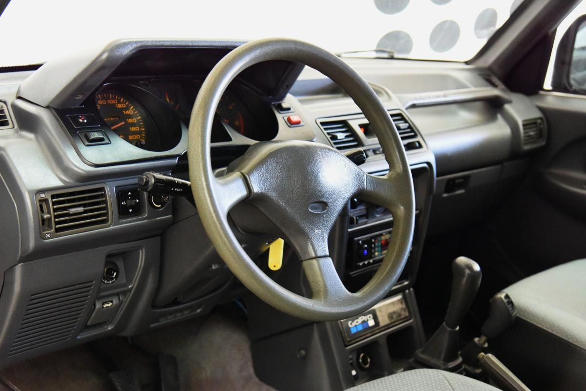 mitsubishi-pajero-1996-diesel-2477cc