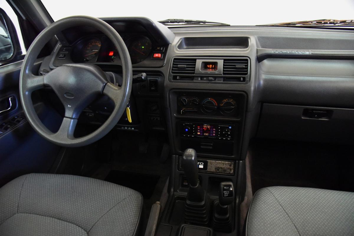mitsubishi-pajero-1996-diesel-2477cc