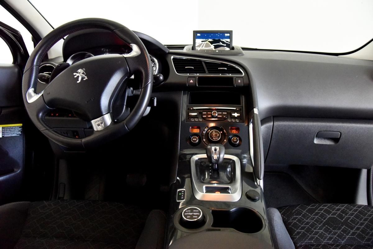 peugeot-3008-2015-hibrido-a-diesel-1997cc