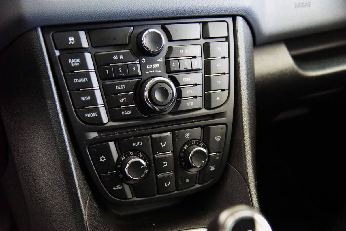 opel-meriva-2011-diesel-1248cc