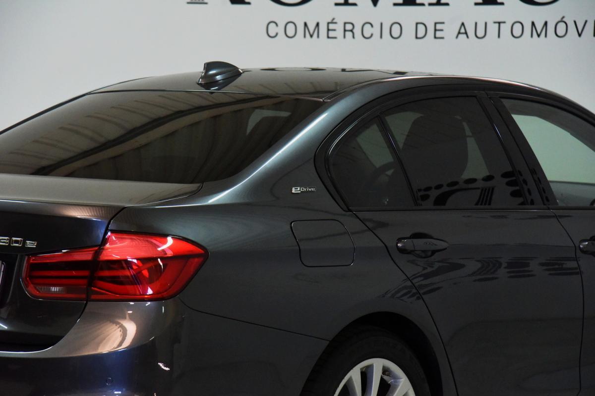 bmw-serie-3-2017-hibrido-a-gasolina-1998cc