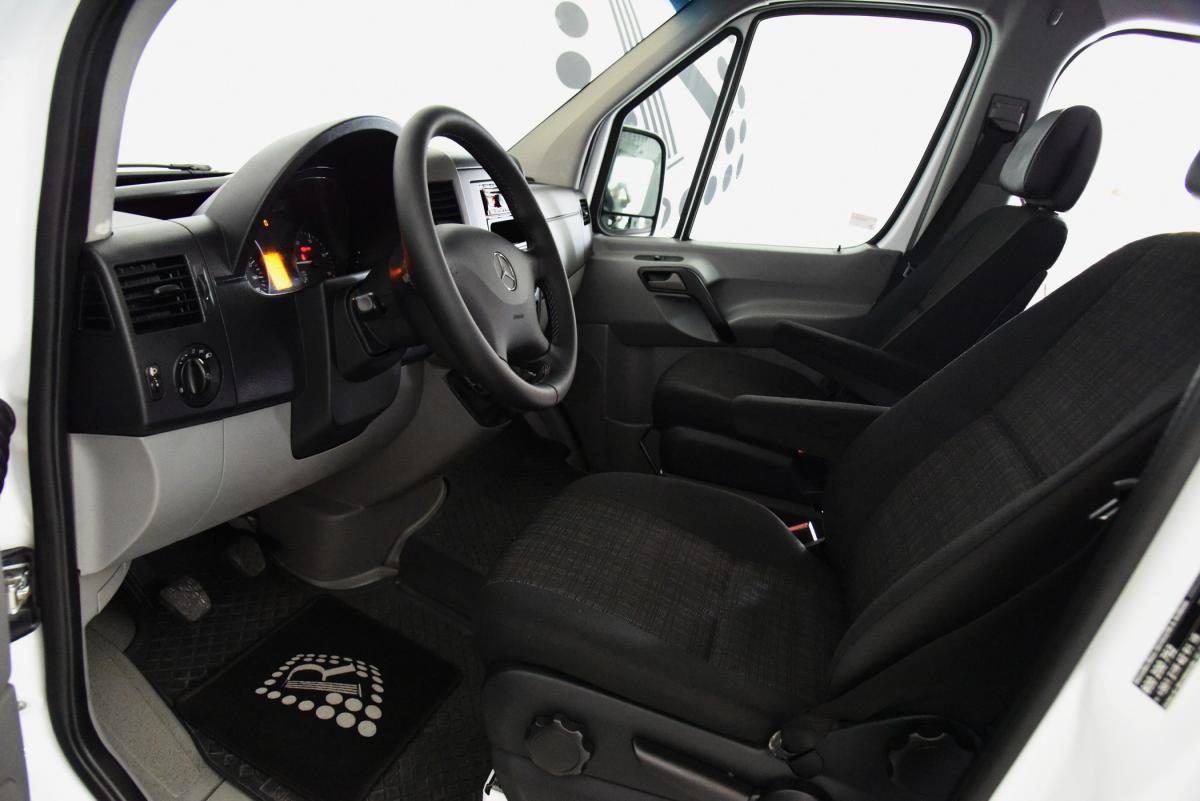 mercedes-benz-sprinter-2015-diesel-2143cc