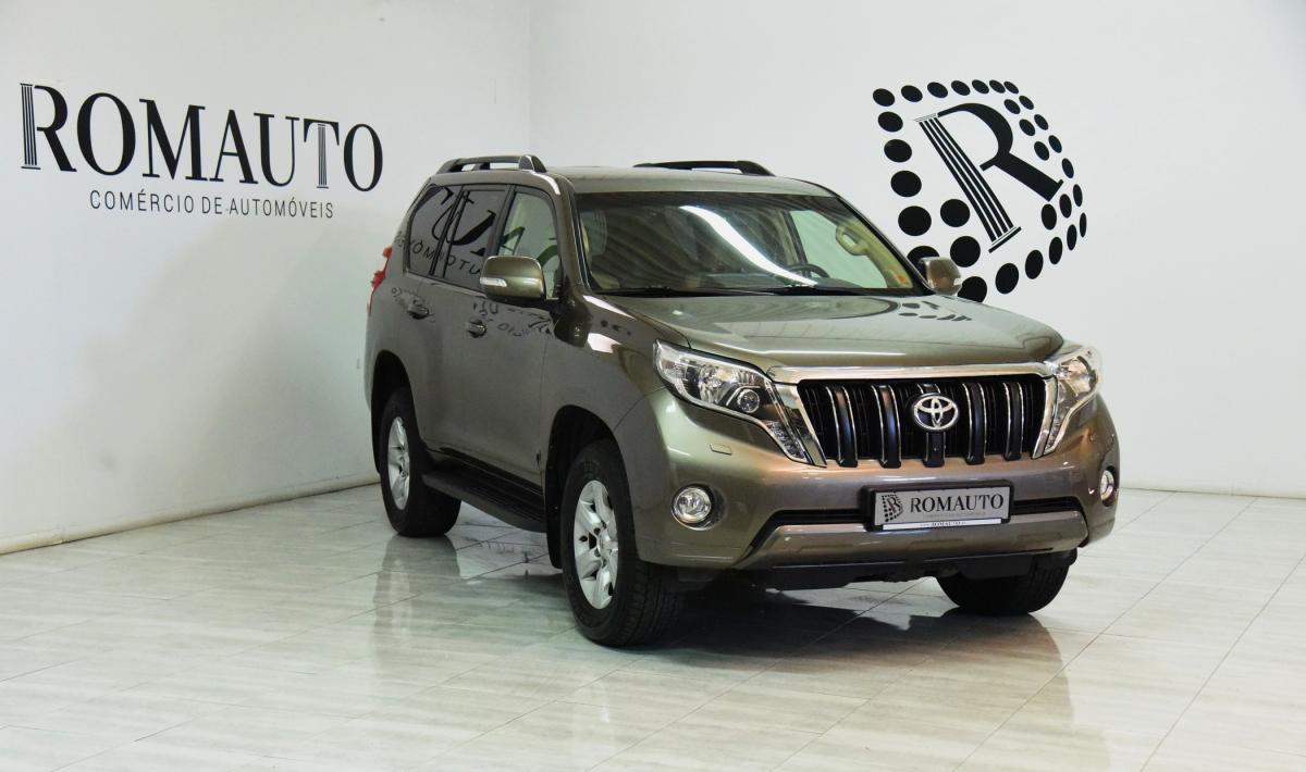 toyota-land-cruiser-2015-diesel-2755cc