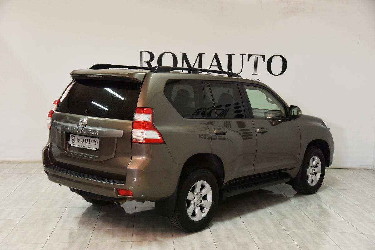toyota-land-cruiser-2015-diesel-2755cc