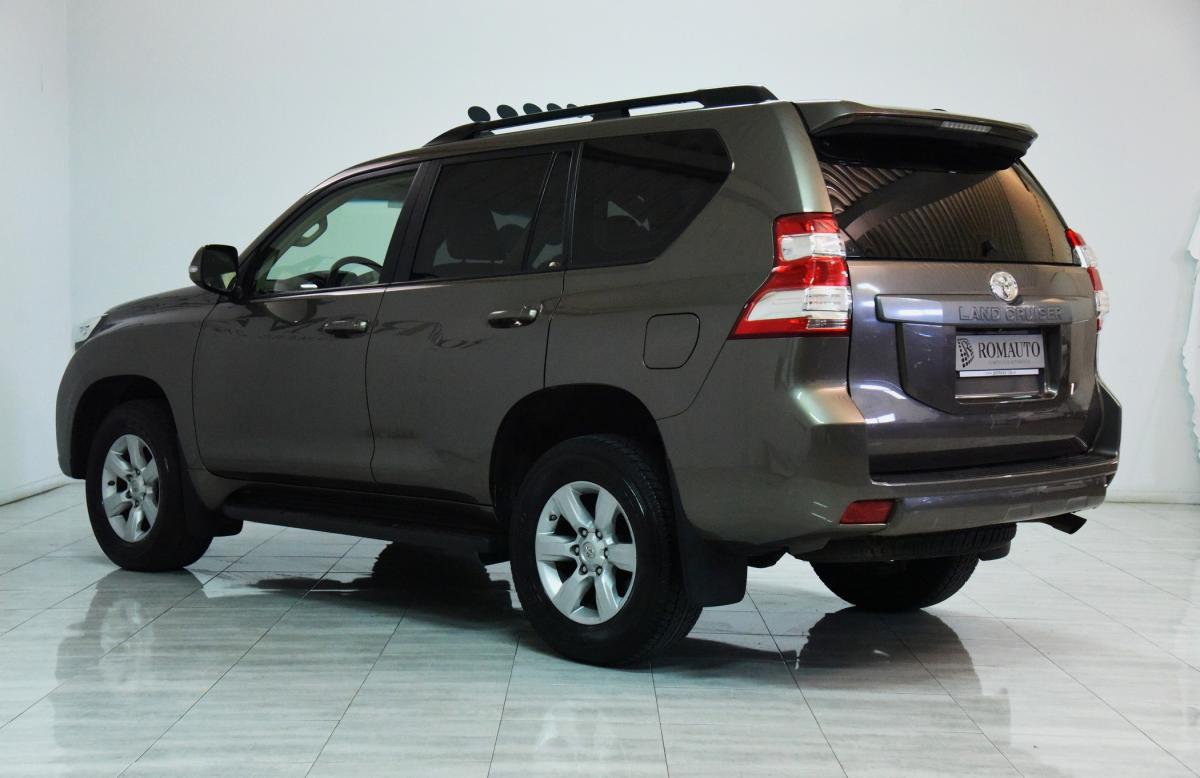toyota-land-cruiser-2015-diesel-2755cc