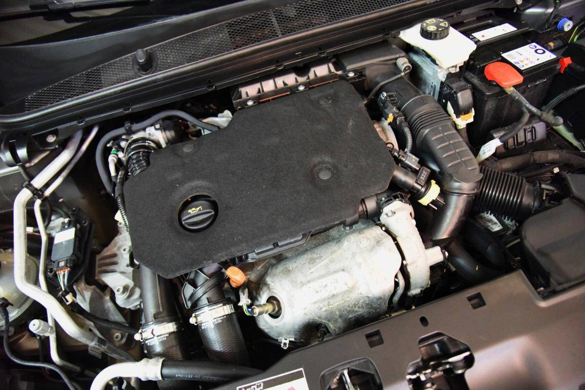 peugeot-308-sw-2021-diesel-1499cc