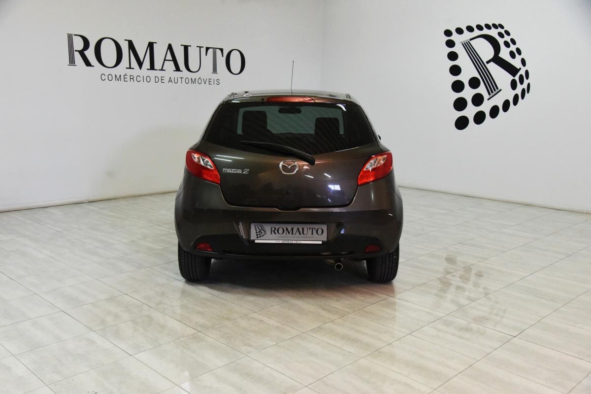 mazda-2-2014-gasolina-1349cc