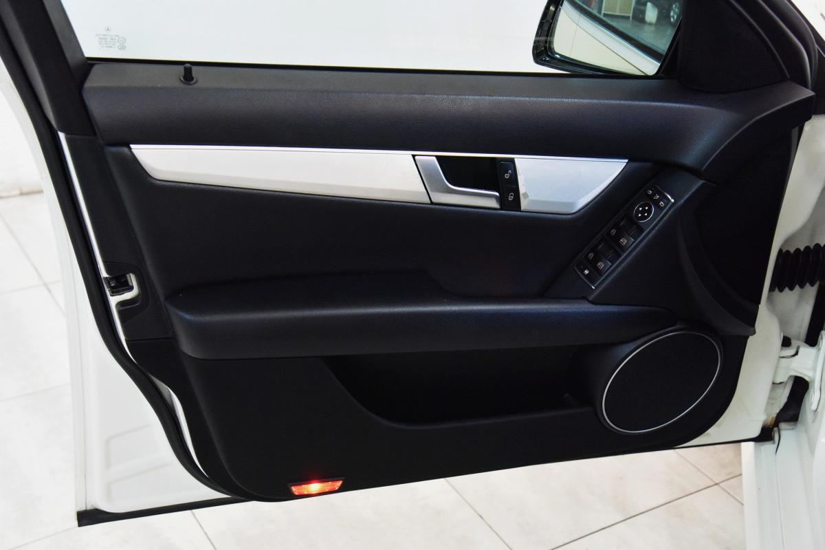 mercedes-benz-classe-c-2012-diesel-2143cc