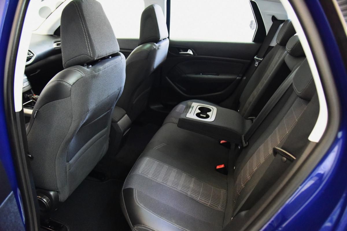 peugeot-308-sw-2018-diesel-1499cc