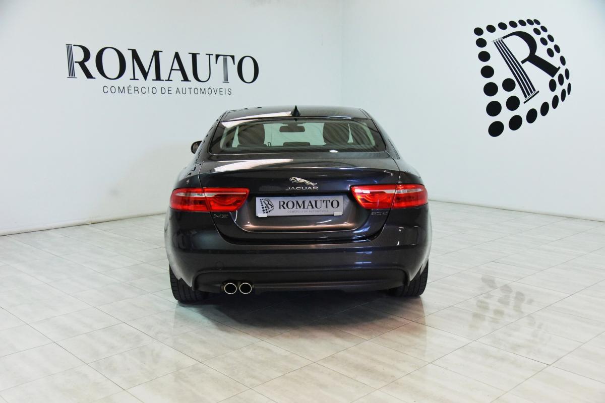 jaguar-xe-2016-diesel-1999cc
