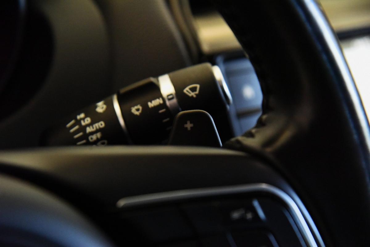 jaguar-xe-2016-diesel-1999cc