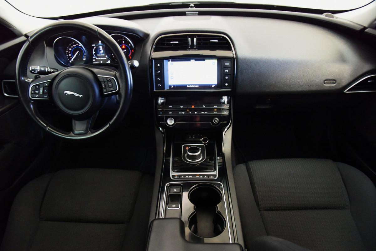 jaguar-xe-2016-diesel-1999cc