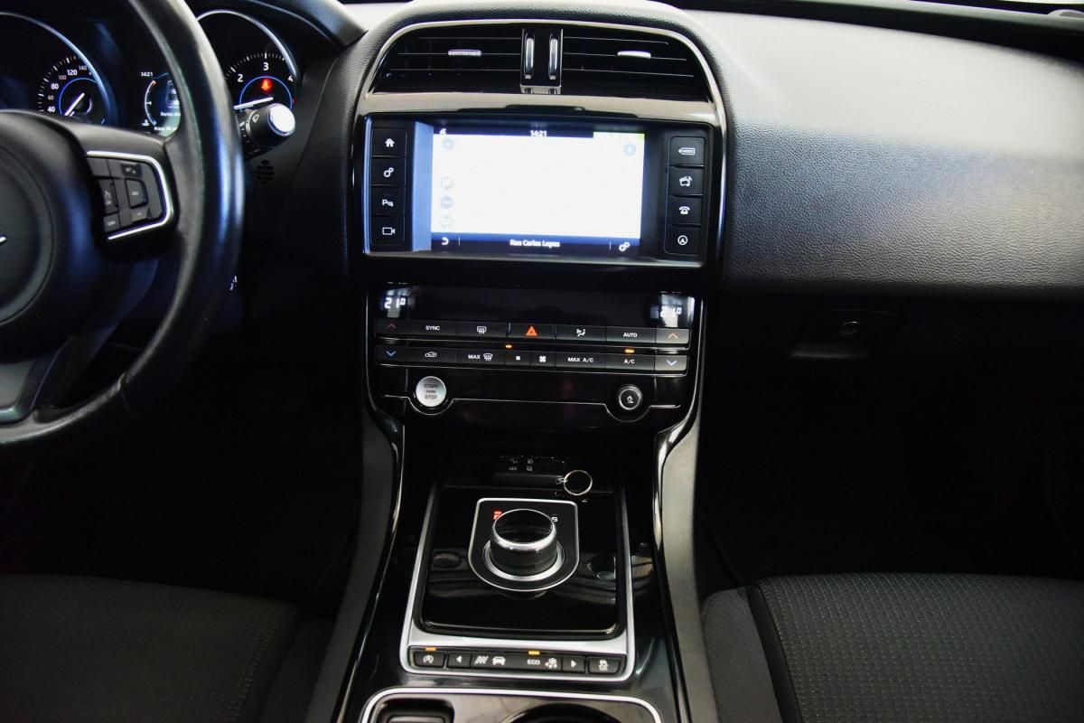 jaguar-xe-2016-diesel-1999cc