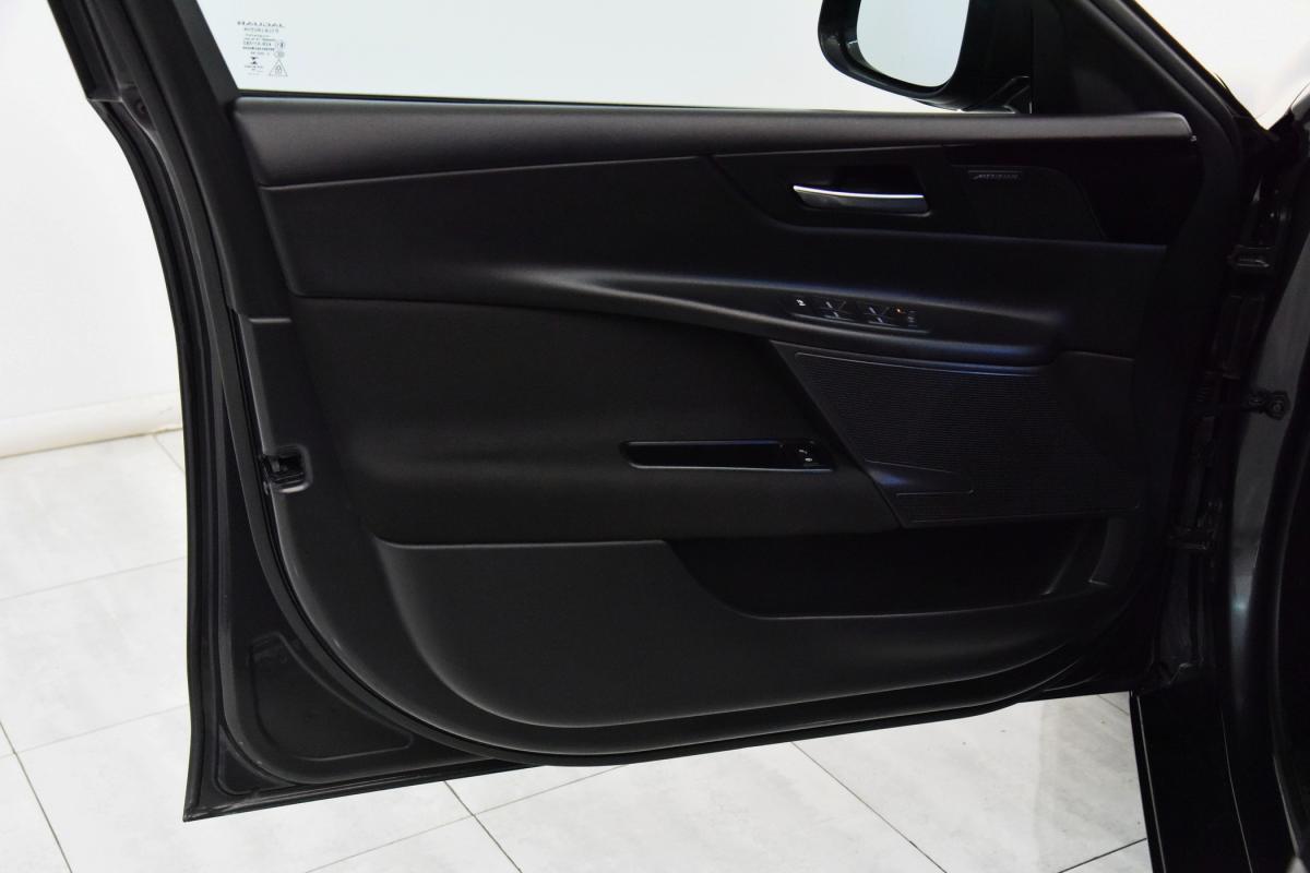 jaguar-xe-2016-diesel-1999cc
