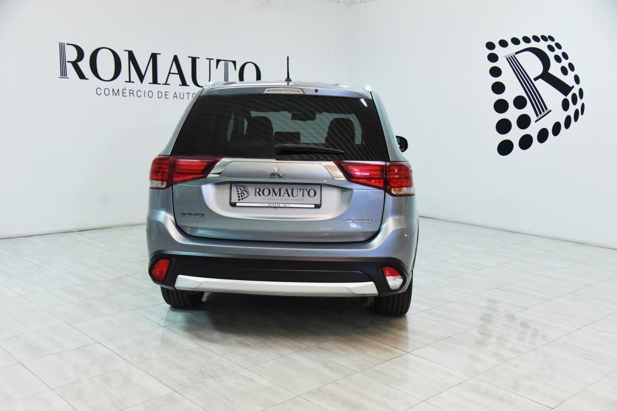 mitsubishi-outlander-2017-diesel-2268cc