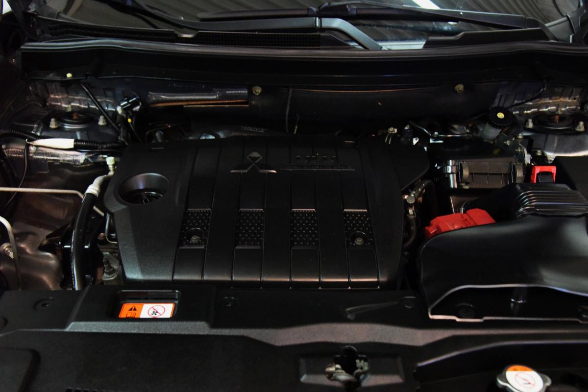 mitsubishi-outlander-2017-diesel-2268cc