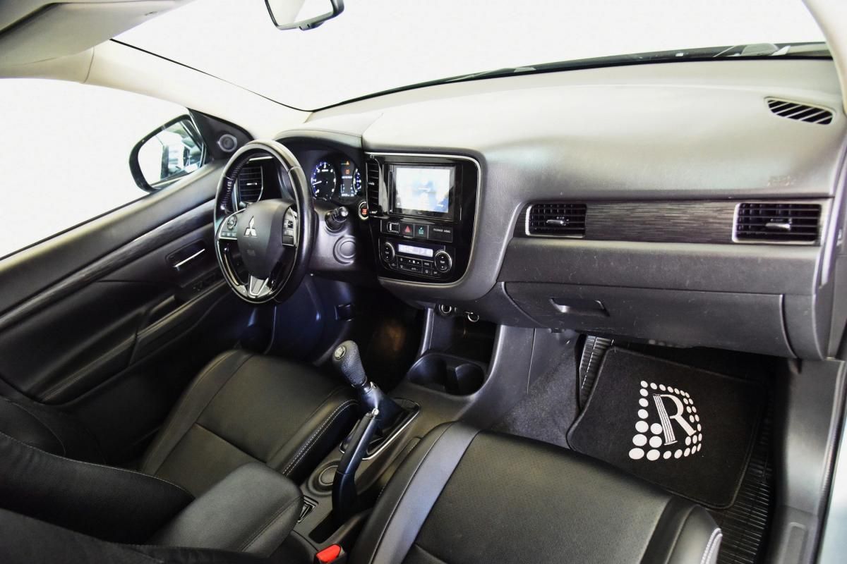 mitsubishi-outlander-2017-diesel-2268cc