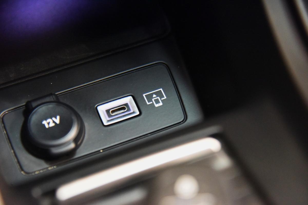 peugeot-308-sw-2023-gasolina-1199cc