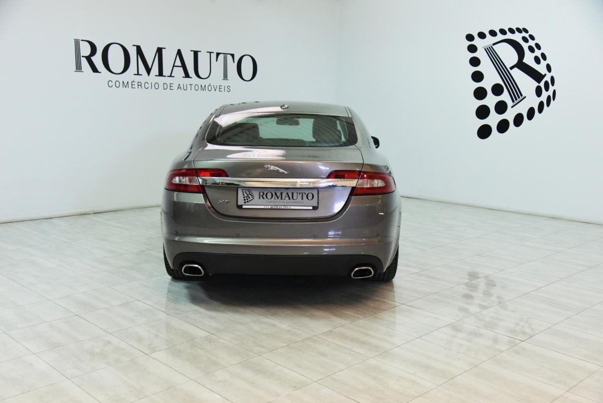 jaguar-xf-2008-diesel-2720cc