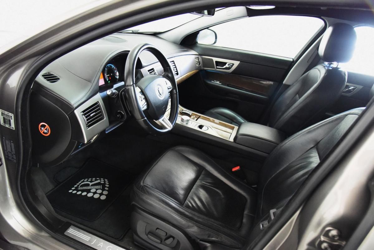 jaguar-xf-2008-diesel-2720cc