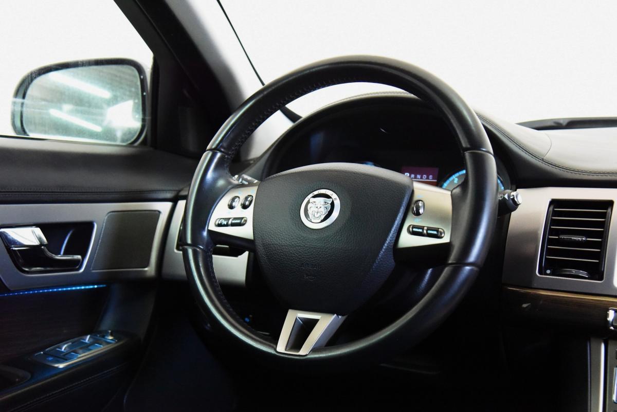 jaguar-xf-2008-diesel-2720cc