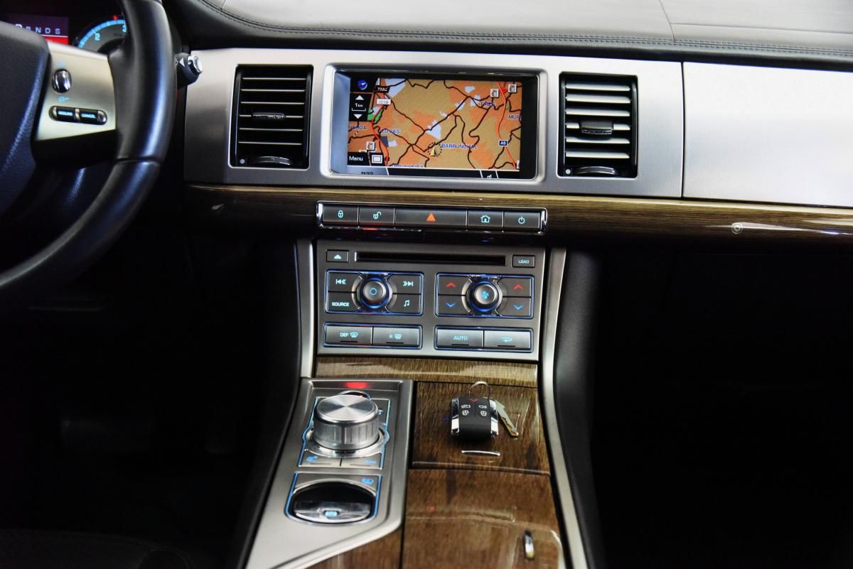 jaguar-xf-2008-diesel-2720cc