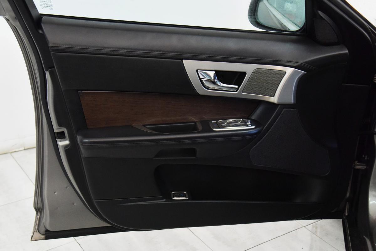 jaguar-xf-2008-diesel-2720cc