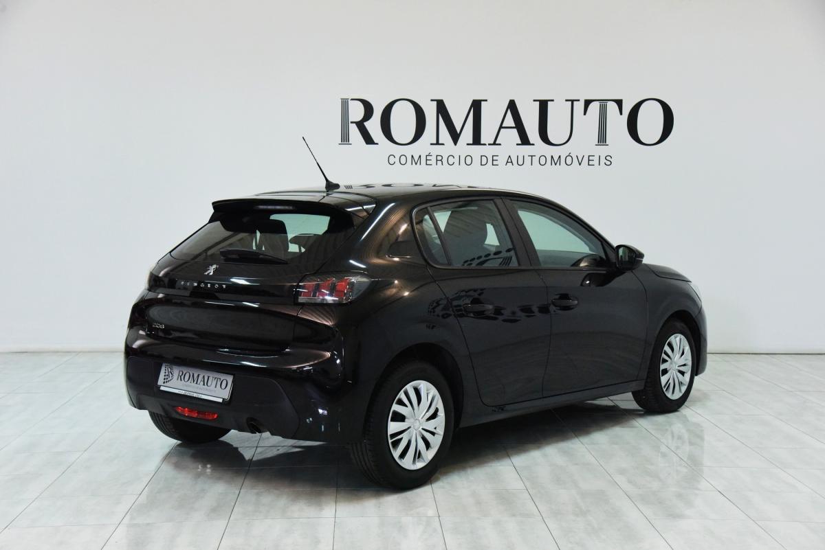 peugeot-208-2022-diesel-1499cc
