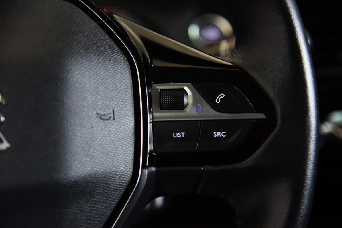 peugeot-208-2022-diesel-1499cc