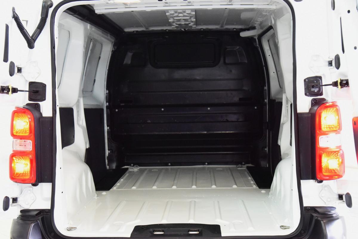 opel-vivaro-2019-diesel-1997cc
