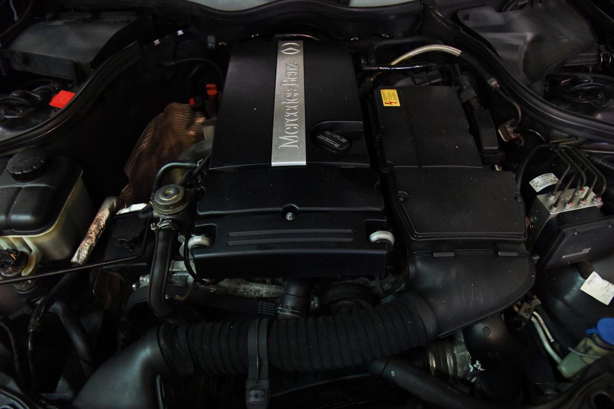 mercedes-benz-clk-2004-gasolina-1796cc