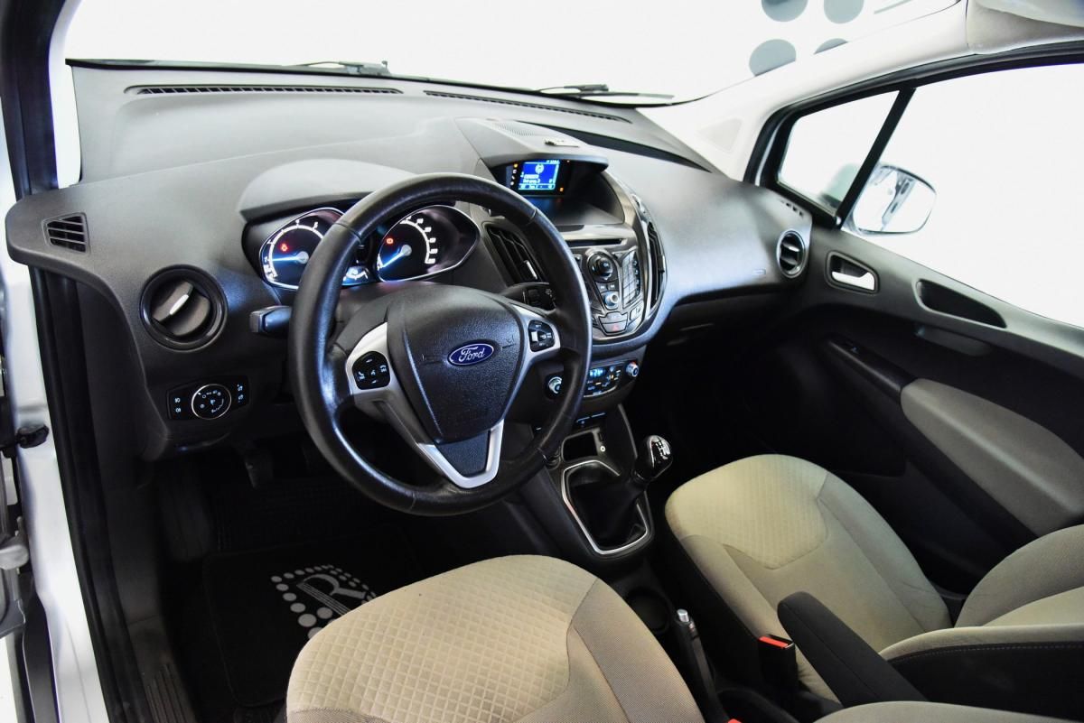 ford-tourneo-courier-2016-gasolina-998cc